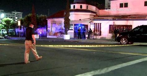 1 stabbed in Hollywood early Saturday morning, LAPD says